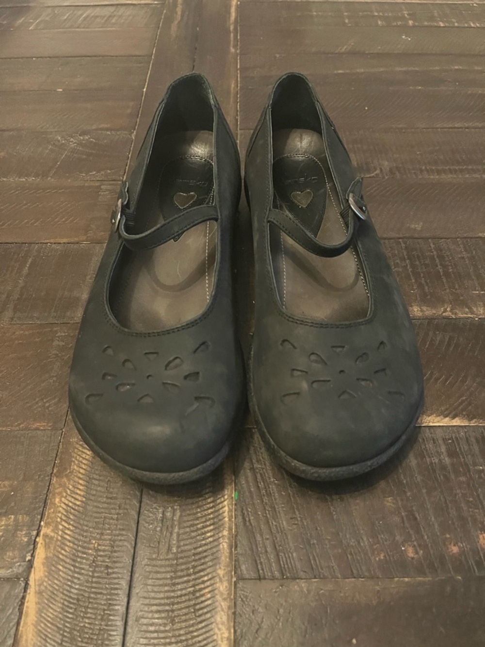 Dansko Black Teardrop Mary Jane Leather Clogs with Buckle Adjustable Strap